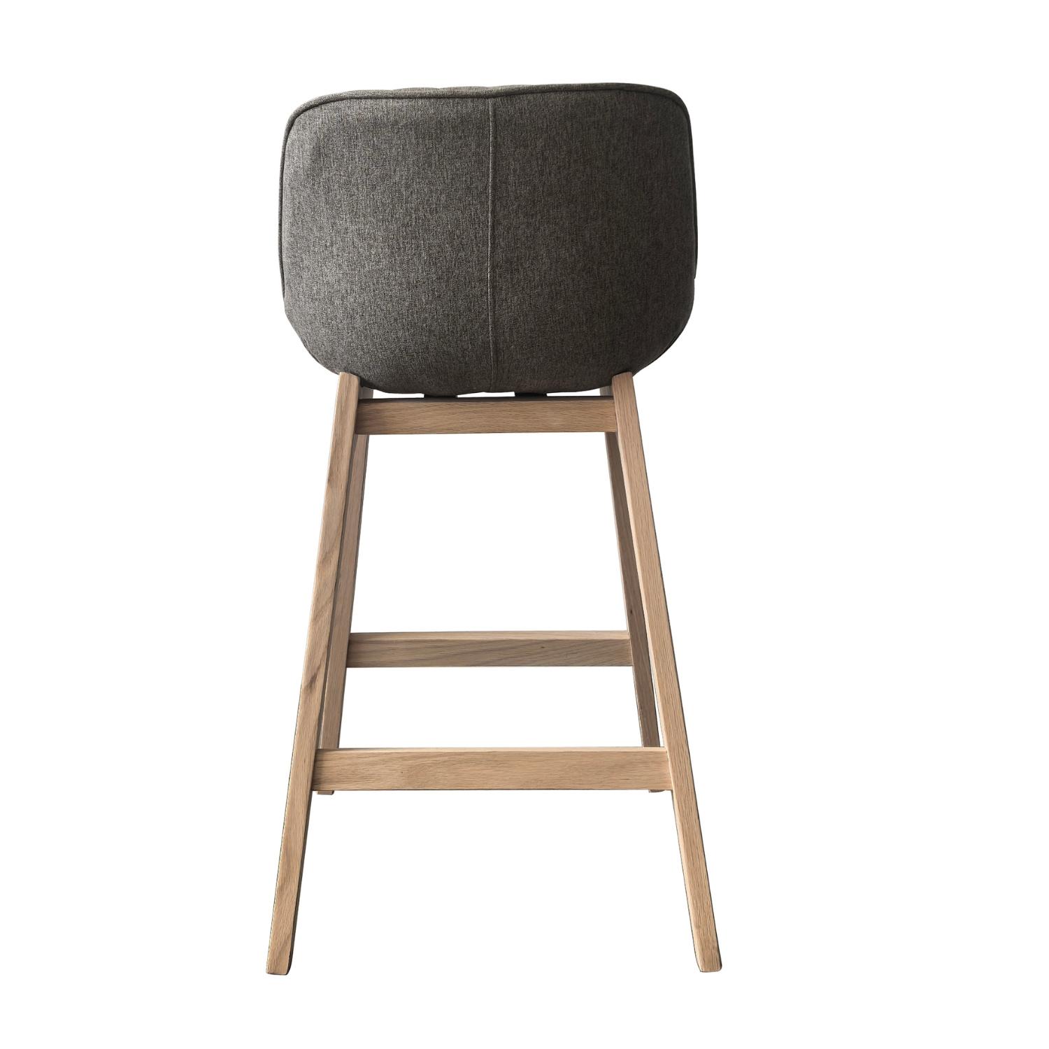 Lot de chaises d'îlot et bar en chêne et assise tissu 65cm