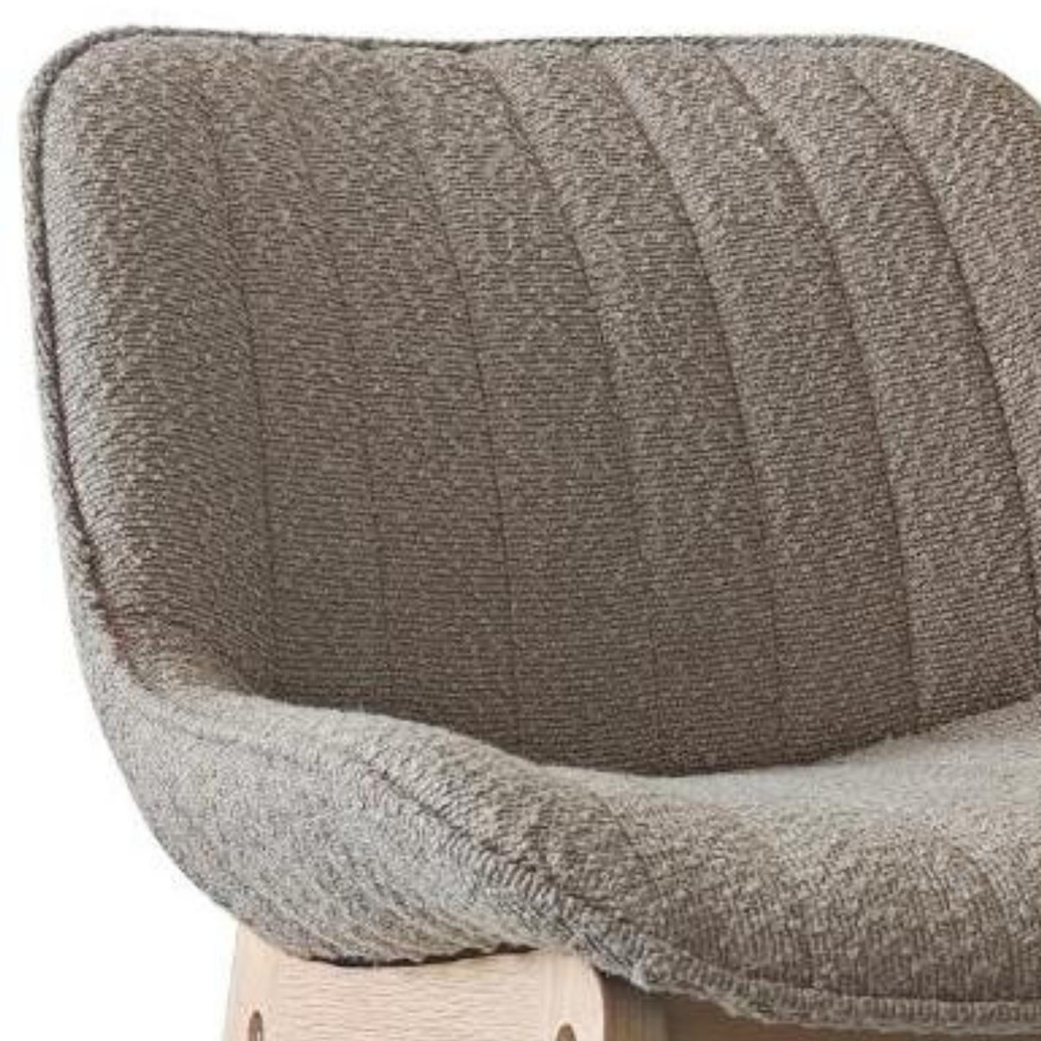 Lot de chaises d'îlot et bar en chêne et assise tissu bouclette 65cm