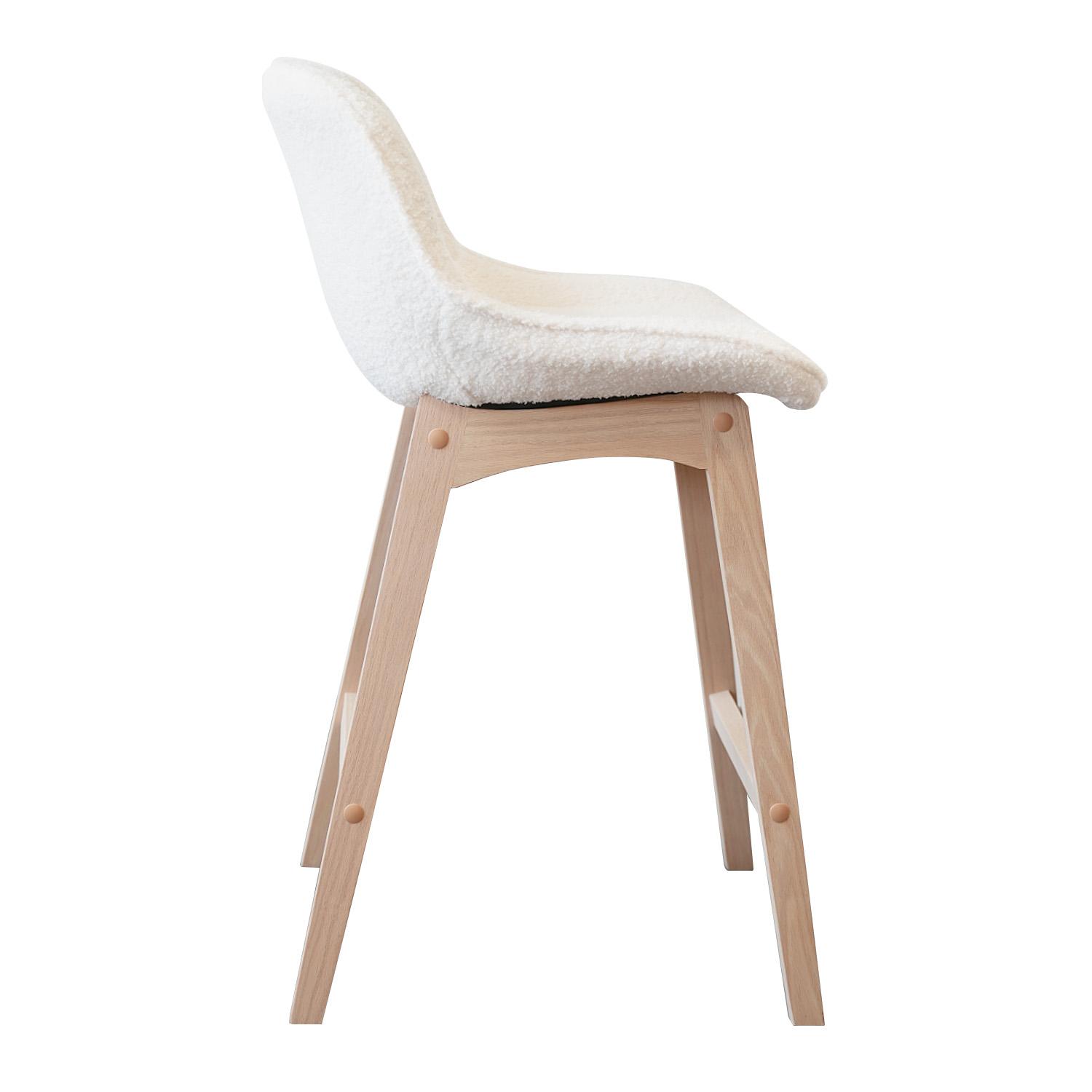 Lot de chaises d'îlot et bar en chêne et assise tissu bouclette H65cm