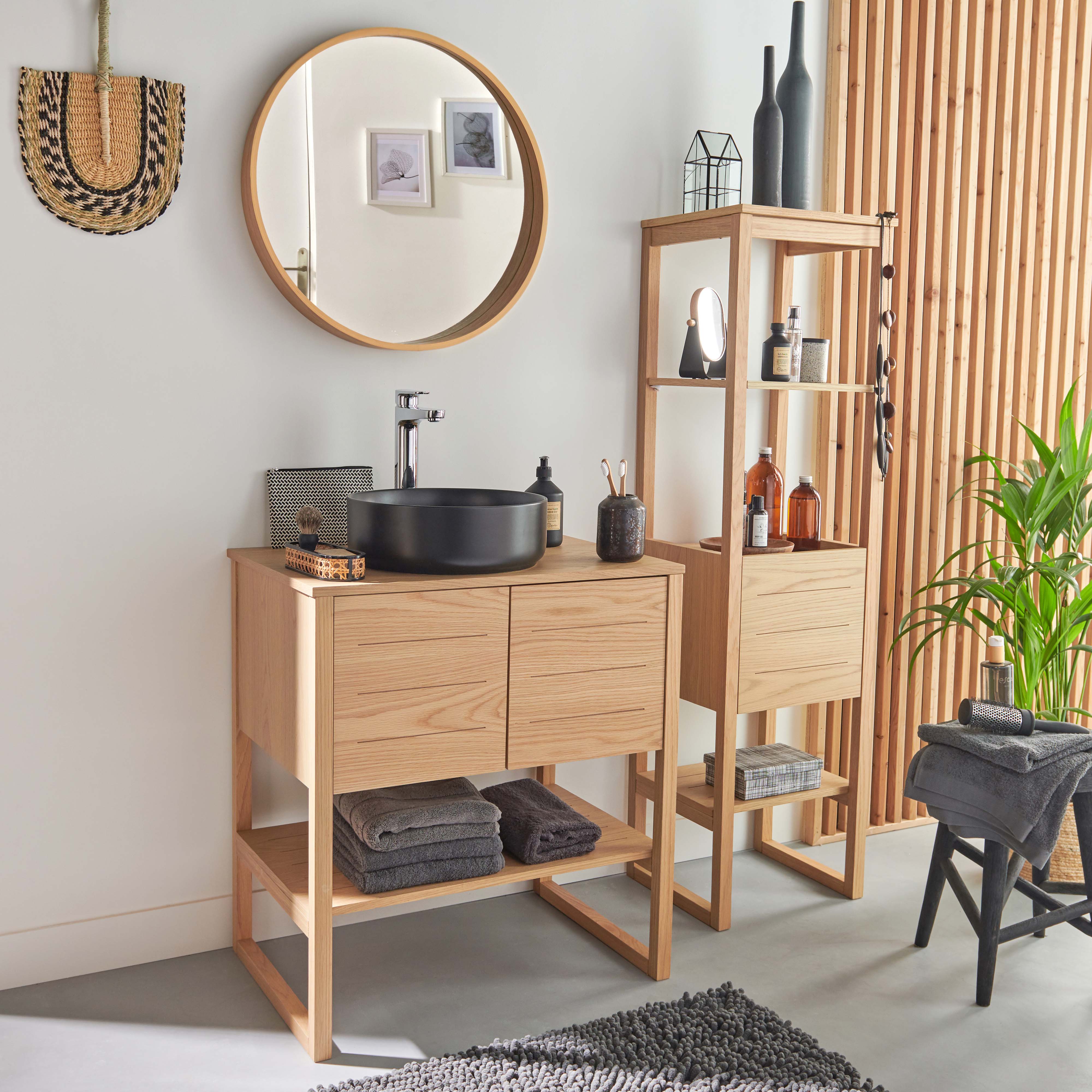 Ensemble salle de bain 70cm chêne naturel avec colonne, vasque ronde noire, miroir et robinet ATOLL
